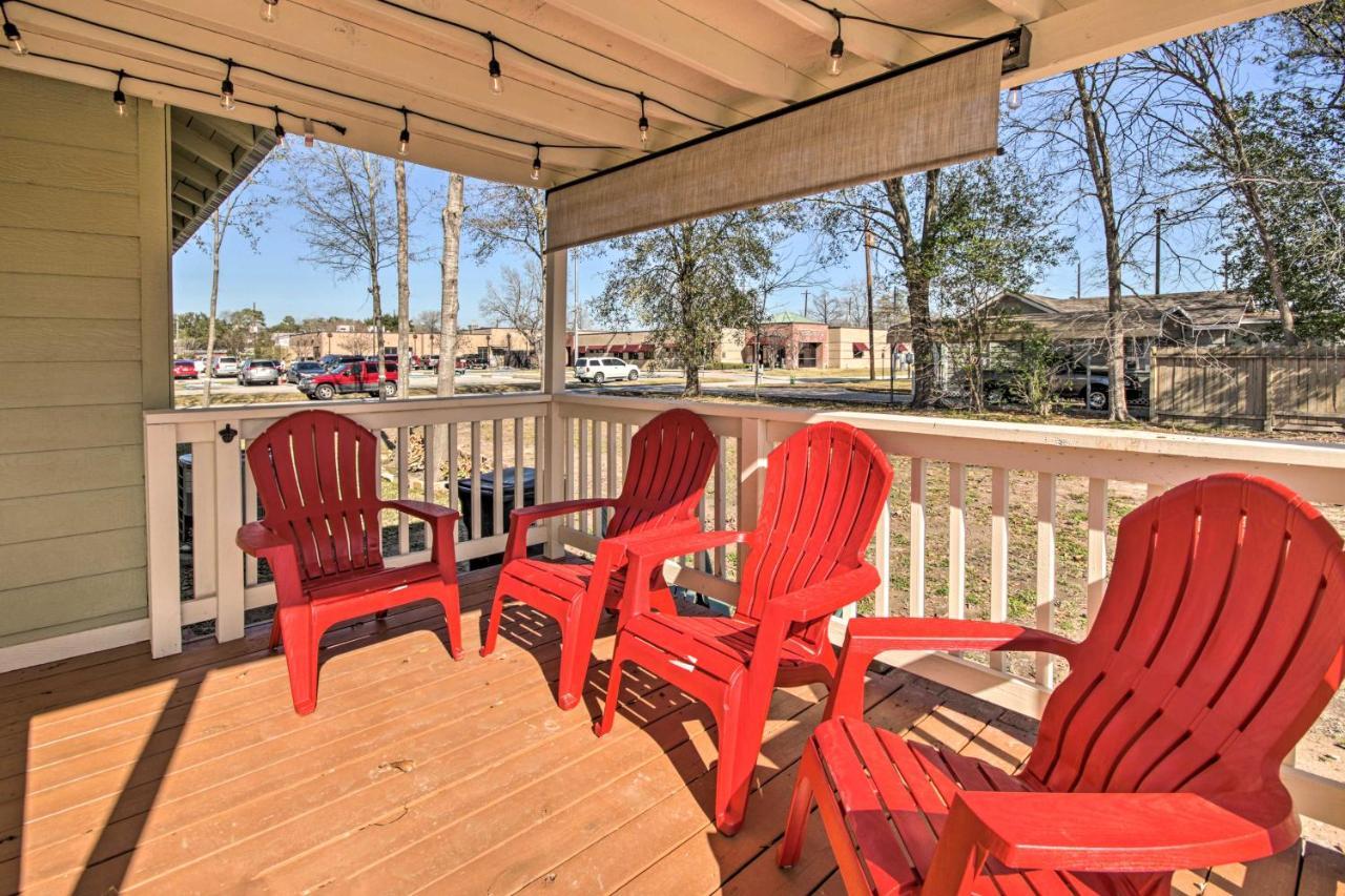 Charming Country Cottage, Walk To Main Street! Tomball Exterior photo